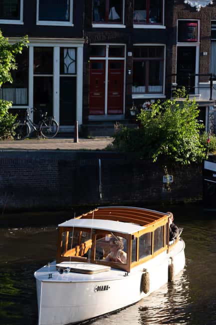 Amsterdam: Hidden Gems Canal Cruise - The Guides: Local Born-and-Raised Amsterdammers