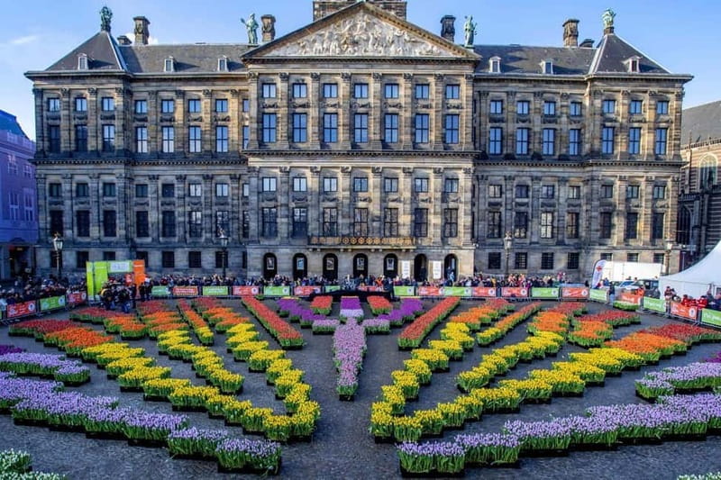 Amsterdam Hidden Gems: City Tour with an art historian - Discovering the Starting Points: Van Gogh Museum, Rembrandtplein, or Starbucks