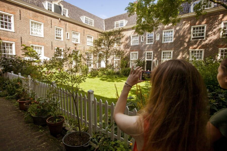 Amsterdam: Hidden Gems & Highlights Guided Bike Tour - Start at the We Bike Amsterdam Office in the Heart of the City
