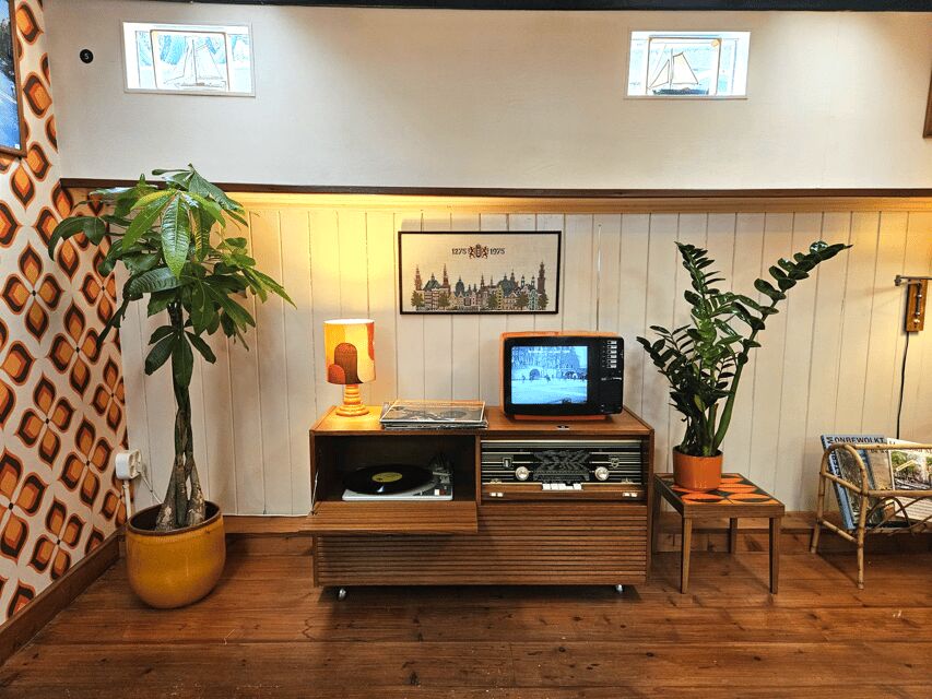 Amsterdam: Houseboat Museum Entry Ticket - Exploring the Interior of the Houseboat