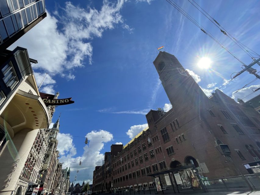Amsterdam: KULTOUR mit Biss. Kulinarische Stadtführung - Tasty Dutch Snacks: Fries, Stroopwafels, Herring, and More