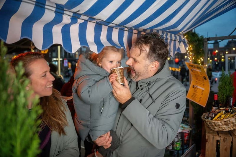 Amsterdam: Light Festival Cruise on Heated Boat + Hot Choco - Viewing the Light Installations from the Water