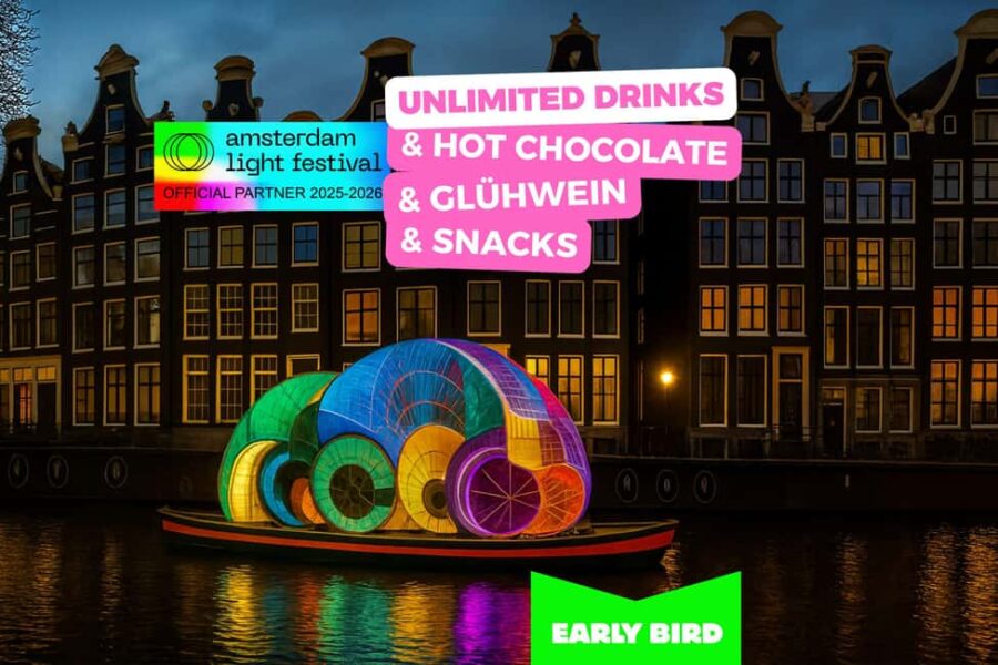 Amsterdam: Light Festival Cruise + Stroopwafel & Hot Choco - The Cozy, Heated Canal Boat Experience