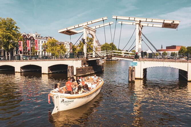 Amsterdam: Luxury Canal Cruise with Unlimited Drinks Option - Why a Luxury Electric Boat is a Great Choice in Amsterdam