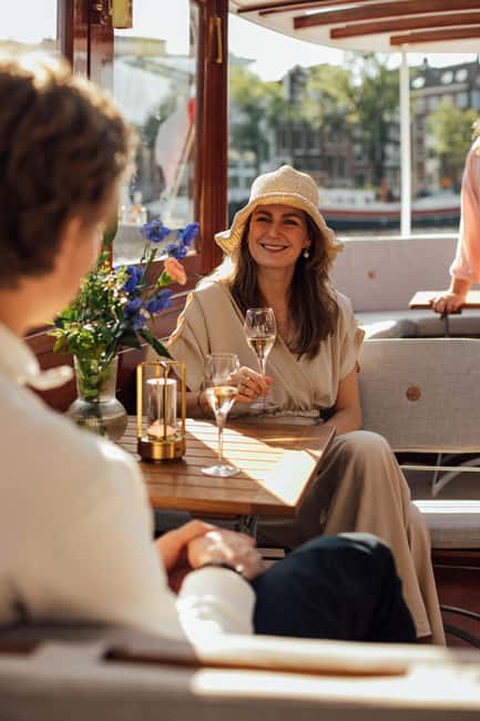 Amsterdam: Moët & Chandon Gourmet Dinner Cruise - Enjoy a French-Inspired 4-Course Meal with Flexible Options