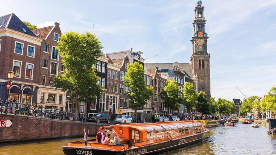 Amsterdam: Nightlife & Canal Cruise Ticket - Enjoying the Nightlife: 20+ Clubs and Special Events