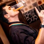 Amsterdam: Original Pub Crawl Party with VIP Entrance - Visiting the Iconic Waterhole and Exploring the Red Light District