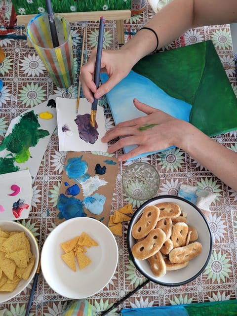 Amsterdam: Paint and Sip Workshop for (Bachelorette) Parties - The Instruction Style and Group Experience