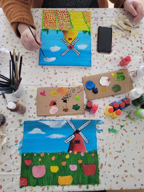 Amsterdam: Paint & Sip Workshop - Paint your Souvenir - How the Workshop Turns a Canvas into a Dutch Masterpiece