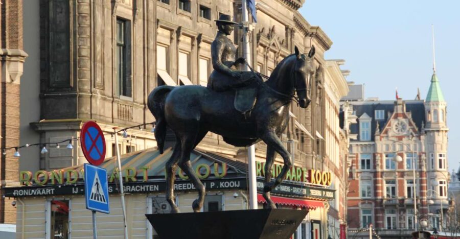 Amsterdam: Private Hidden Gems Discovery Tour - Exploring the Old Town and Dam Square