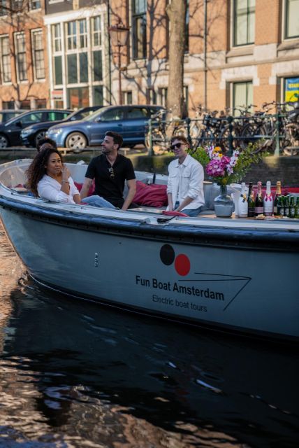 Amsterdam: Private Luxury Cruise with BBQ and Drinks - Exploring the UNESCO World Heritage Canals of Amsterdam