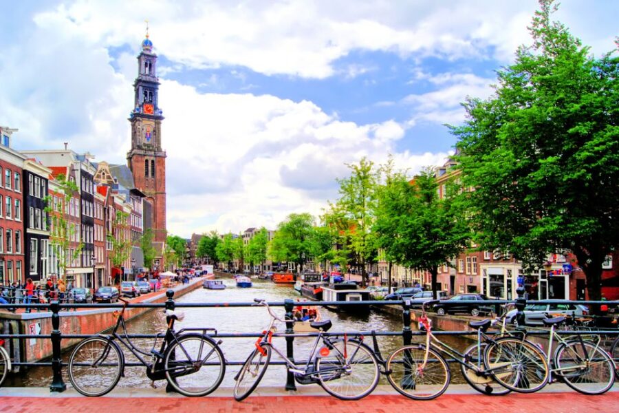 Amsterdam Private Walking Tour for Couples - Starting Point at Oudekerksplein 23