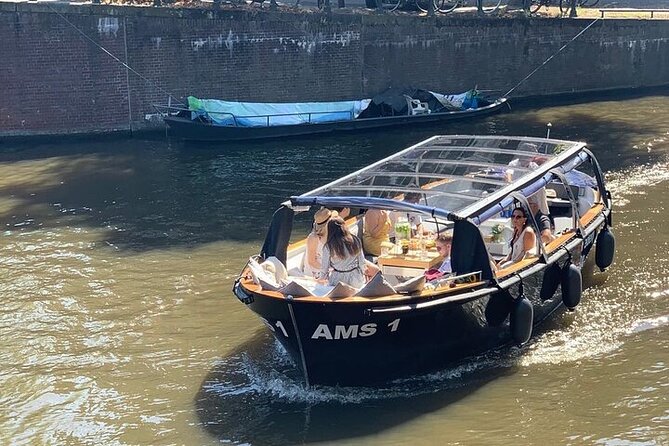Amsterdam Small-Group Canal Cruise Including Snacks and Drinks - Embarking from Keizersgracht: Easy and Central