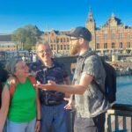 Amsterdam: Small-group Guided Walking Tour (French/English) - Discovering Amsterdam’s Cultural and Historical Landmarks