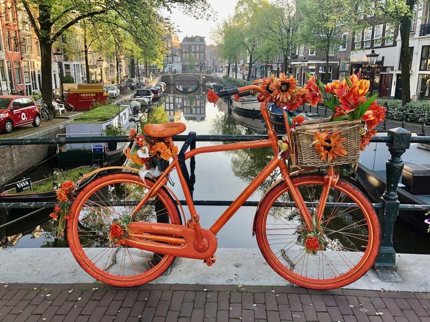 Amsterdam: Small Group Walking Tour with Fun Guide - The Ideal Length and Group Size for a City Introduction