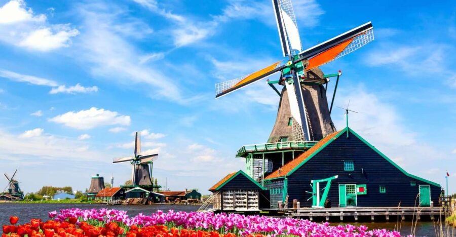 Amsterdam to Zaanse Schans Windmills, Volendam & Edam by Car - From the Windmills of Zaanse Schans to Edam’s Cheese