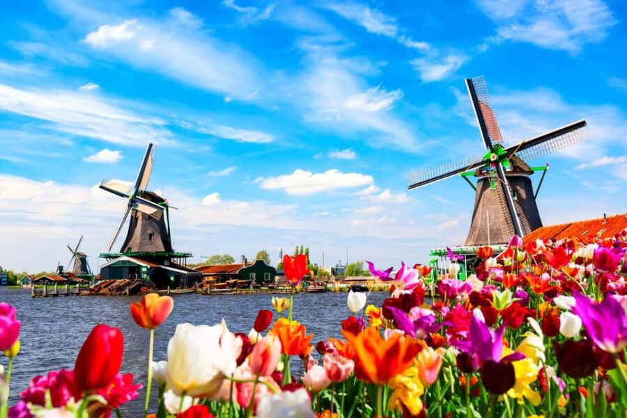 Amsterdam: Zaanse Schans, Windmills & Volendam Private Tour - The Convenience of Private Transport from Amsterdam