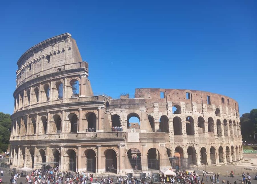 Ancient Rome: walk like a Gladiator - Exploring the Colosseum and Roman Forum