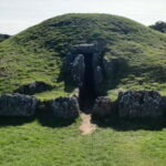 Anglesey: Scenic Anglesey & Ancient Relics Private Tour - Discovering Coastal Landmarks at South Stack