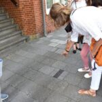 Anne Frank Story and Neighborhood Small-Group Walking Tour - Visiting the Family’s Home at Merwedeplein 37