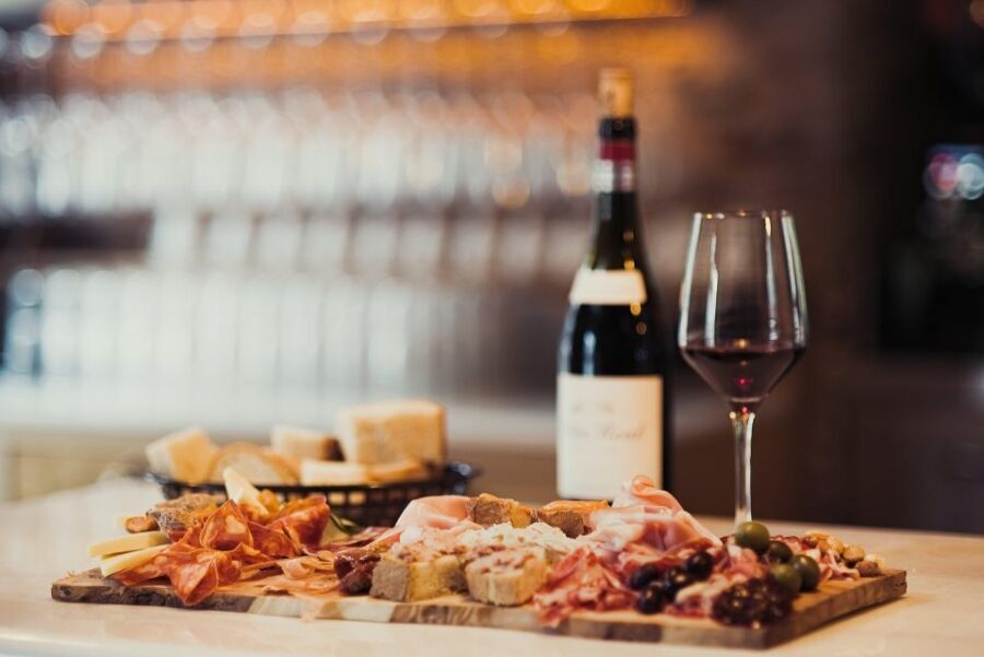 Annecy: Traditional Food Group Walking Tour - Starting Point at the Pont des Amours