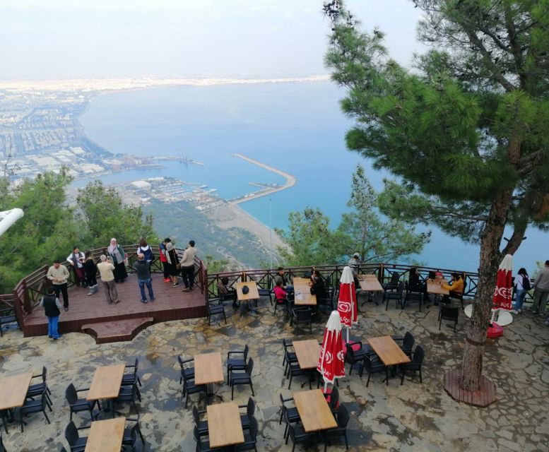 Antalya City Tour with Old Town (Kaleiçi) & Düden Waterfalls - Exploring Antalyas Iconic Old Town Kaleiçi