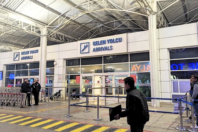 Antalya Hotels and Airport Transfer Service - From the Airport to Antalya Hotels in Style and Comfort