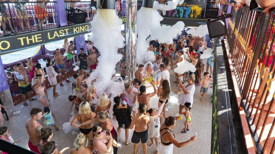 Antalya/Kemer: Pirate Party Boat Trip w/Lunch incl. Transfer - Starting from Kemers Marina to the Historic Ruins of Phaselis