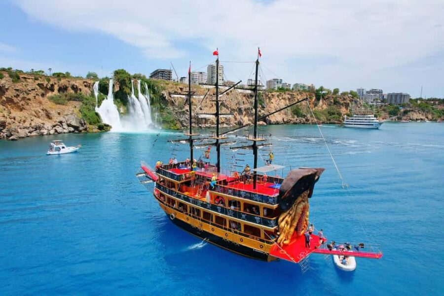 Antalya: Lara Pirate Boat Trip with Unlimited Soft Drinks - The Pirate-Themed Boat with a Party Atmosphere in Antalya