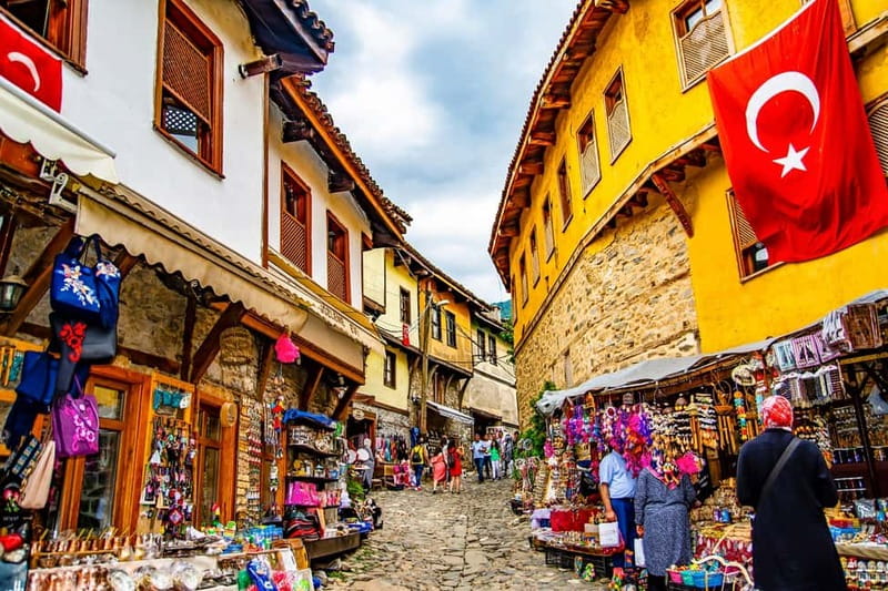Antalya: Old Town Walking Tour incl. Turkish Tea and Baklava - Walking Through Kaleici’s Winding Streets