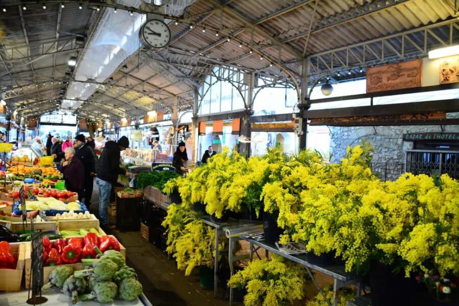 Antibes: Old Town Walking Tour with Food Tastings - Meeting Point and Easy Access in Antibes