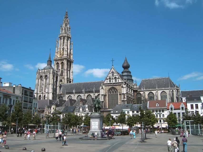Antwerp: Private Historical Highlights Walking Tour - Starting at the Grote Markt Square with a Distinctive Guide