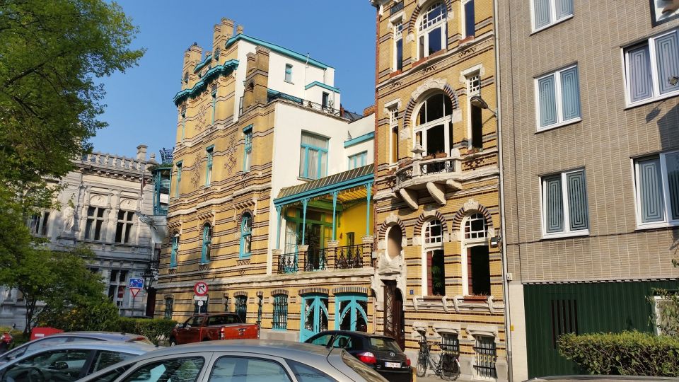 Antwerp: Walking Tour from Steen to Central Station - Starting Point: From the Historic Castle to the City Center