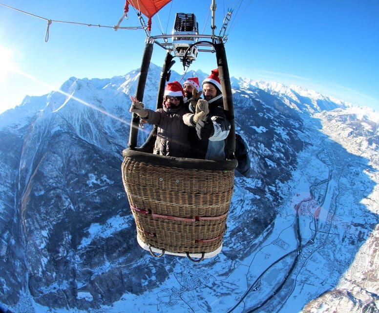 Aosta: hot air balloon flight with stunning views of the Alps - What to Bring to the Balloon Flight