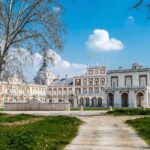 Aranjuez: Fast-Track Entry to the Royal Palace - The Gardens: Kings and Island Retreats