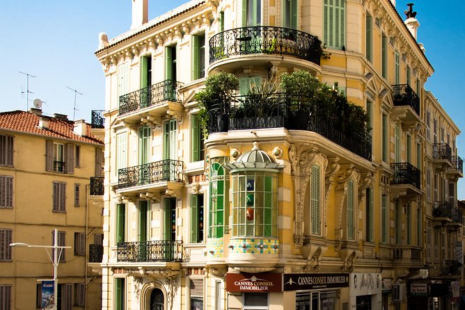 Architectural Cannes: Private Tour with a Local Expert - Exploring the Musée des explorations du monde: A Cultural Treasure Trove