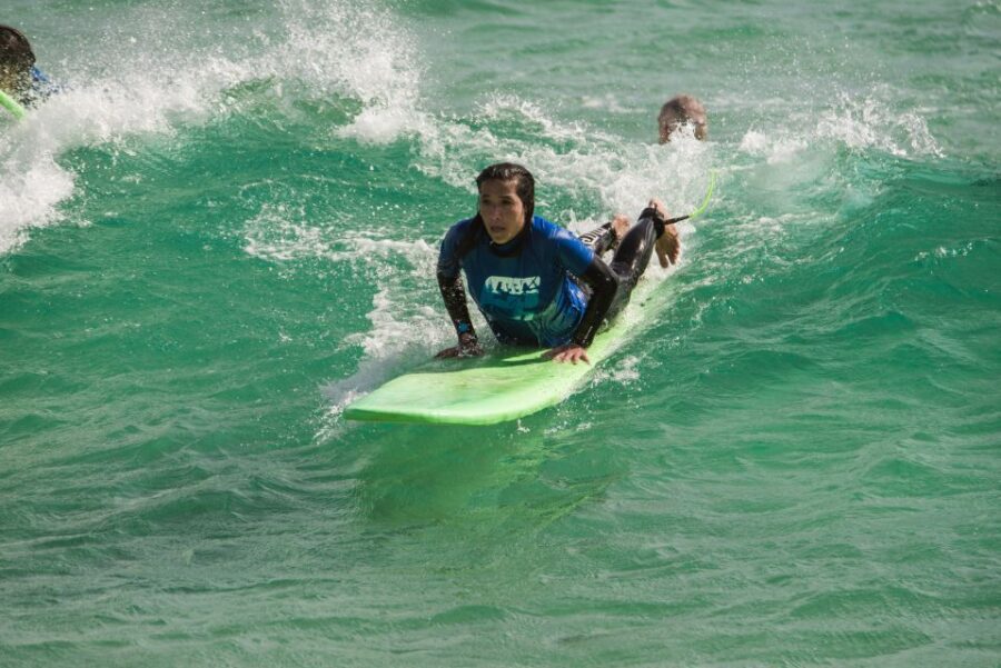 Armação de Pêra: 1:30-hour Surf experience Lesson/clinic - Starting Point and Meeting Logistics in Algarve
