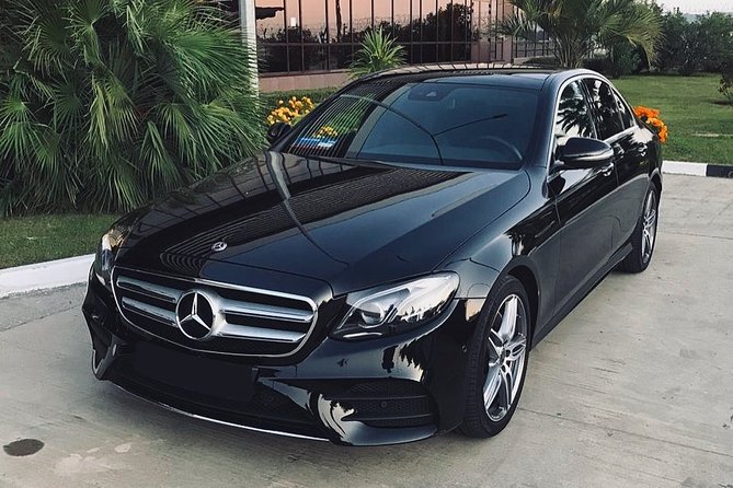 Arrival Private Transfers from Airport BHX to Birmingham in Business Car - Meeting at Birmingham Airport: Clear, Friendly Service