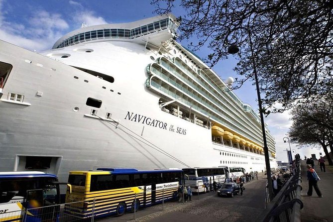 Arrival Transfer: Copenhagen Cruise Port to Copenhagen city - High Ratings Reflect Consistent Quality and Reliability