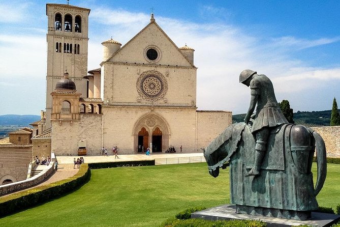 Assisi Private Walking Tour including St. Francis Basilica - The Renaissance Charm of Chiesa Nuova