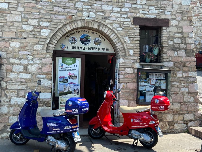 Assisi Rental Vespa '150cc - full day - Starting Point and Local Logistics in Assisi