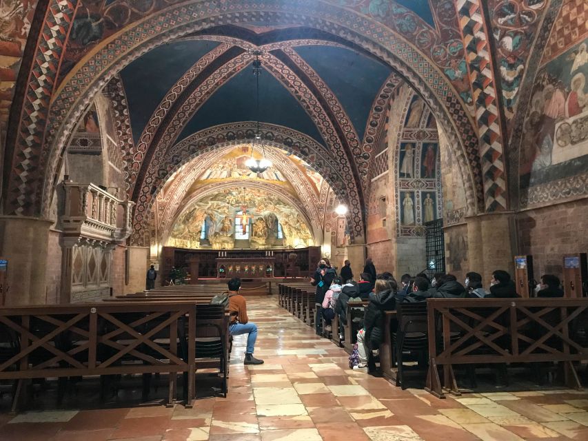 Assisi: Saint Francis Basilica Guided Tour - Highlights of the Art and Architecture in the Basilica