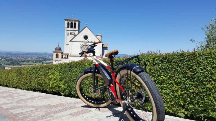 Assisi to Spello Bike & Wine Tour - Scenic Cycling Along Umbrian Olive Groves and Mount Subasio