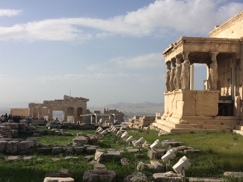Athens: Acropolis and useum Private Guided Tour - Exploring the Sacred Rock and Major Monuments