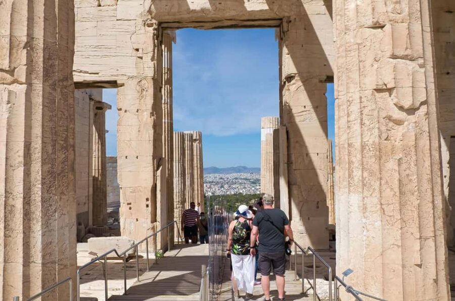 Athens: Acropolis & Parthenon tour in Greek - Exploring the Main Monuments of the Acropolis