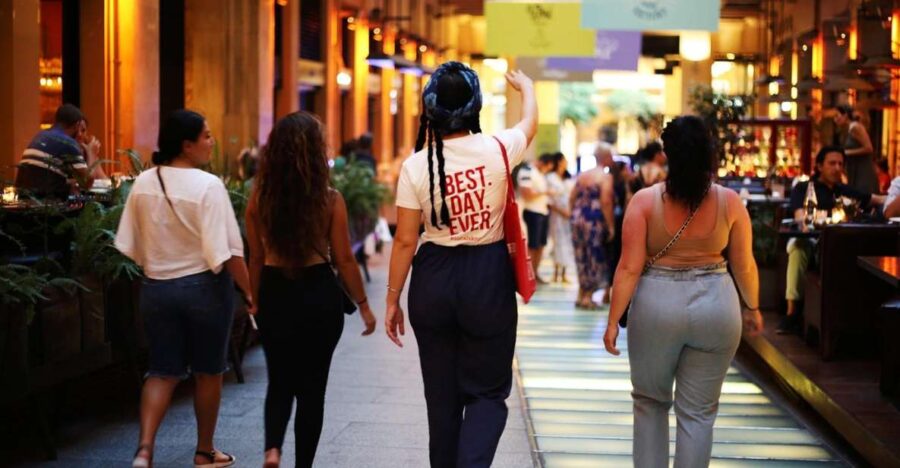 Athens at Twilight Night Tour with Drinks and Meze Dishes - Starting Point and Group Options in Syntagma Square