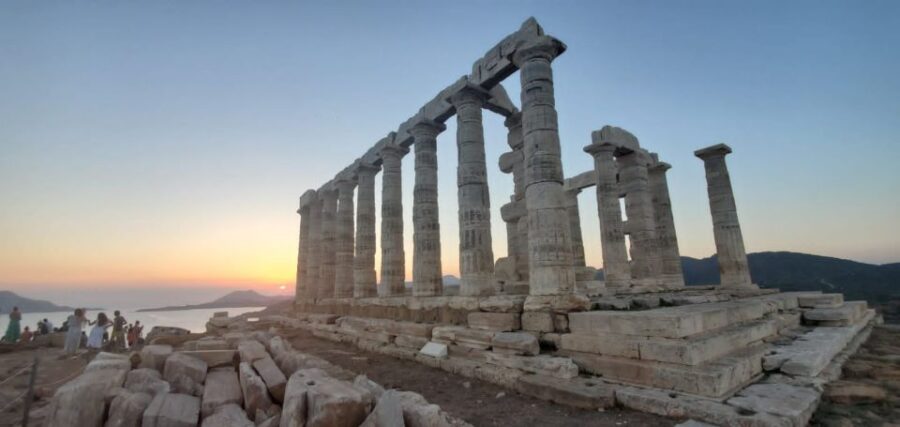 Athens: Hop-on-Hop-off Bus and Cape Sounion Sunset Tour - Exploring Athens with a 4-Line Bus System