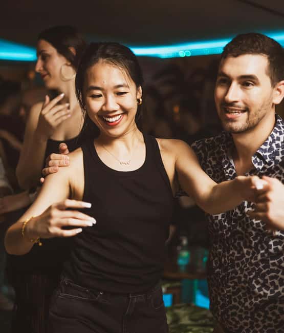 Athens: Latin Dance Experience with Welcome Drink - Meeting Point and How to Connect