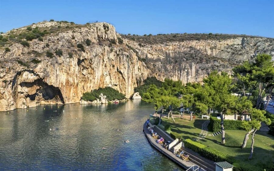 Athens: Private Full-Day City Sights and Cape Sounio Trip - Exploring Athens’ Historic Landmarks: Acropolis and Dionysiou Areopagitou Street