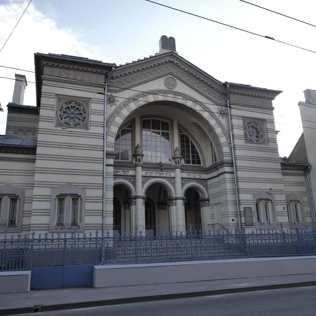 Audio Tour of Vilnius Old Town Core and the South Part 2in1 - Exploring Vilnius’ Sacred Corners and Architectural Gems